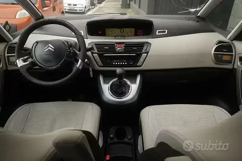 Usata Citroën C4 Picasso 125 CV (91 kW) 2010 Grigio Monovolume