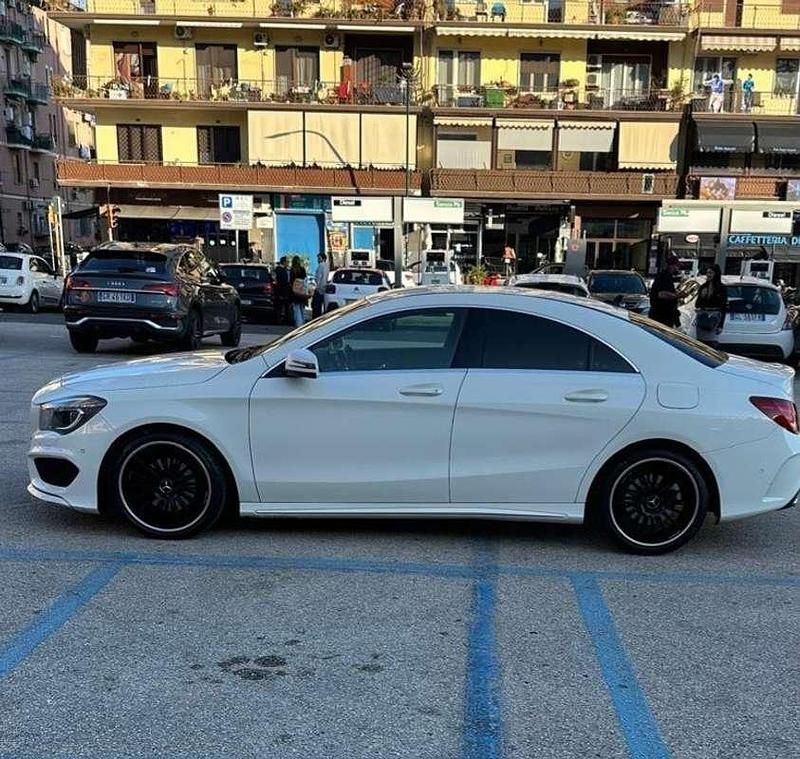 Usata Mercedes CLA200 Premium 136 CV (100 kW) 2014 Bianco Berlina