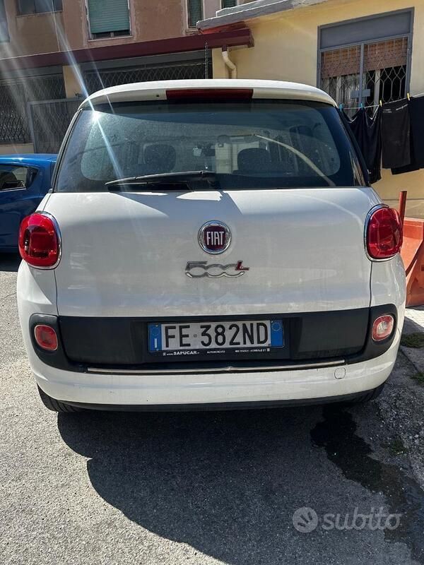 Bianco Usata 2016 Fiat 500L Monovolume | 8500 € (Cara) - Immagine 1/4