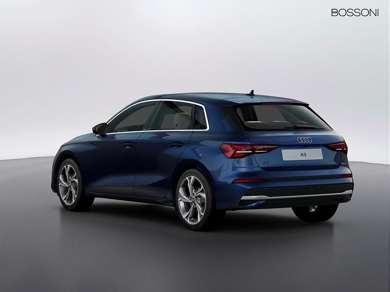 Nuova Audi A3 Advanced 150 CV (110 kW) 2025 Blu Berlina