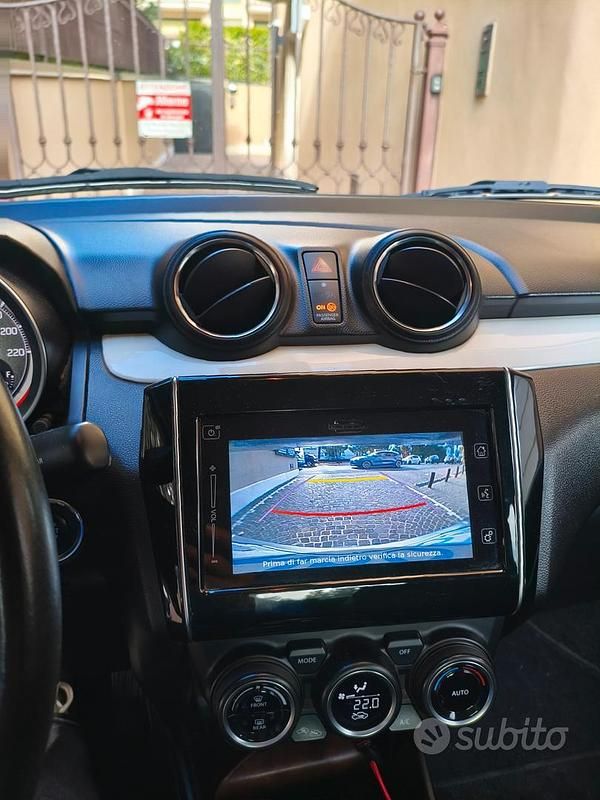 Usata Suzuki Swift 90 CV (66 kW) 2019 Grigio Utilitaria