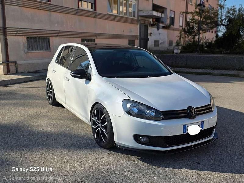 Usata VW Golf Trendline 102 CV (75 kW) 2011 Berlina