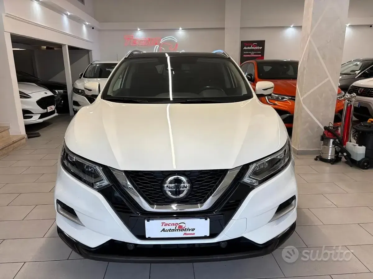 Usata Nissan Qashqai N-Connecta 116 CV (85 kW) 2021 Bianco metallizzato SUV