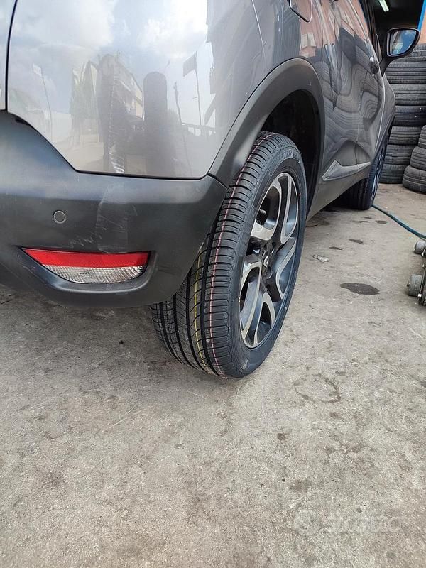 Usata Renault Captur 90 CV (66 kW) 2015 SUV