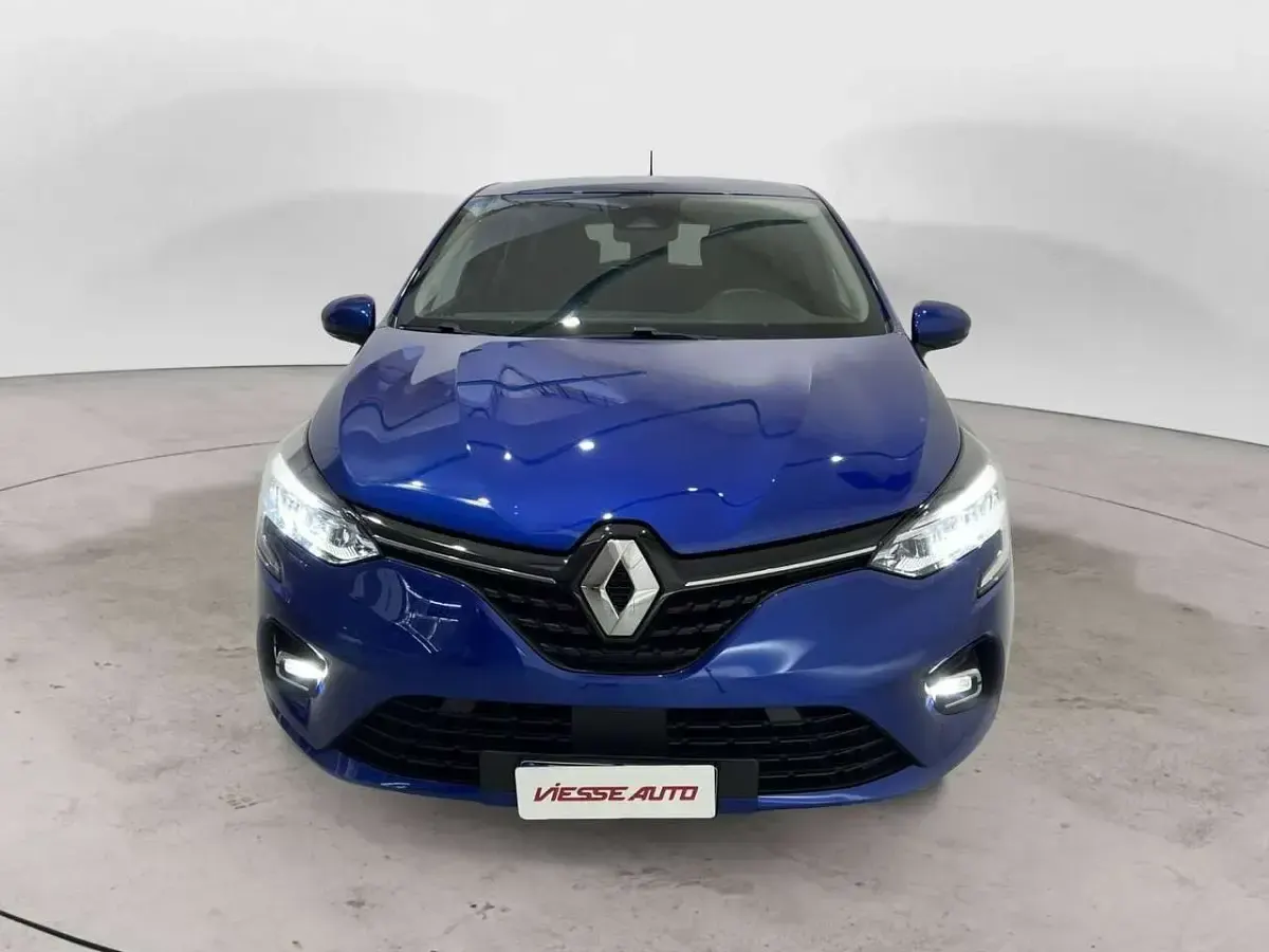 Usata Renault Clio V Initiale Paris 91 CV (66 kW) 2021 Blu/azzurro Berlina