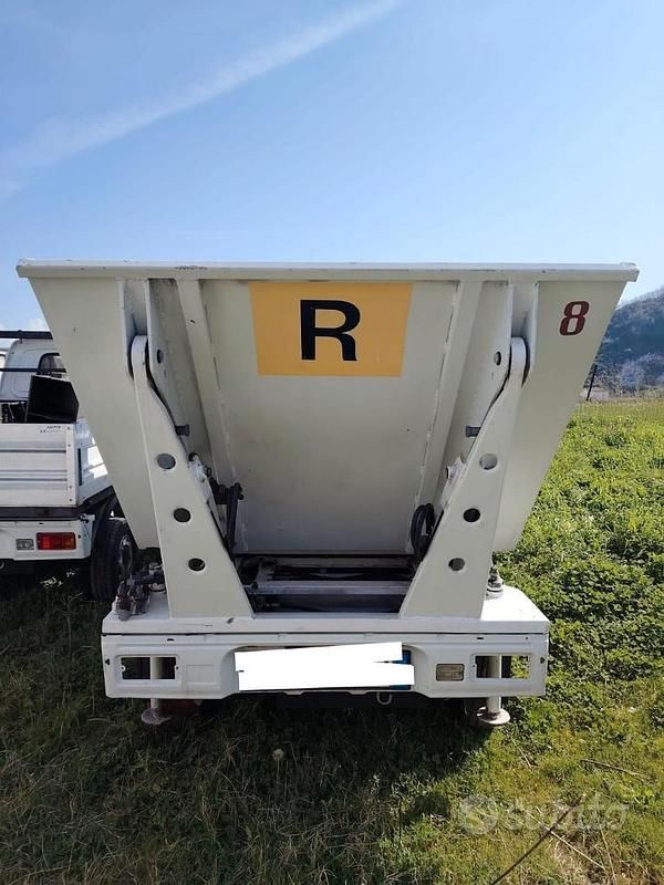 Usata Piaggio Porter 11 kW (15 CV) 2004 Bianco Furgone