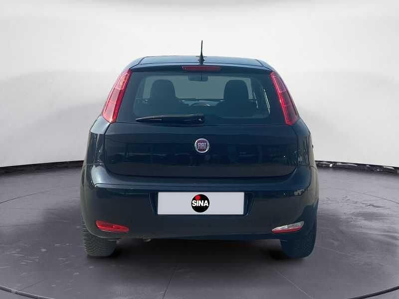 Usata Fiat Punto Street 69 CV (50 kW) 2018 Nero Utilitaria