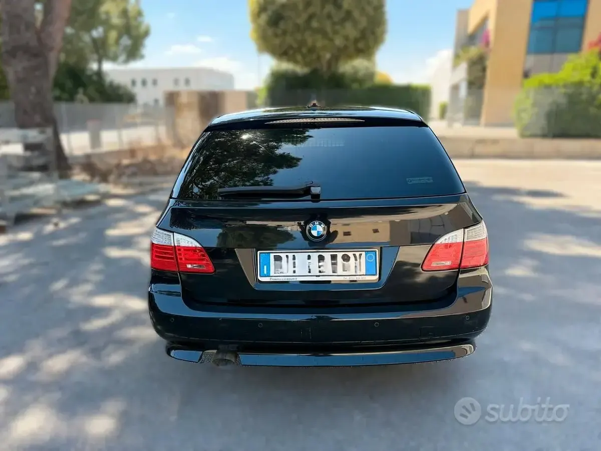 Usata BMW 520 Efficient Dynamics 177 CV (130 kW) 2008 Nero Station wagon