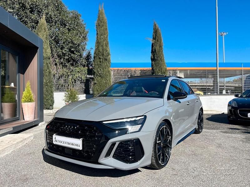Usata Audi RS3 400 CV (294 kW) 2024 Grigio Berlina