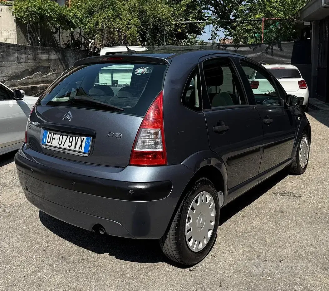 Usata Citroën C3 60 CV (44 kW) 2007 Grigio Berlina