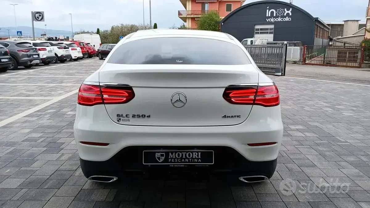 Usata Mercedes GLC250 Premium 204 CV (150 kW) 2018 Bianco SUV