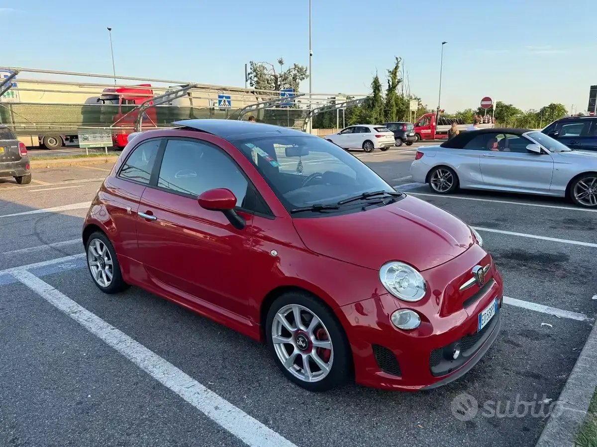 Usata Fiat 500 Abarth 135 CV (99 kW) 2010 Rosso Utilitaria
