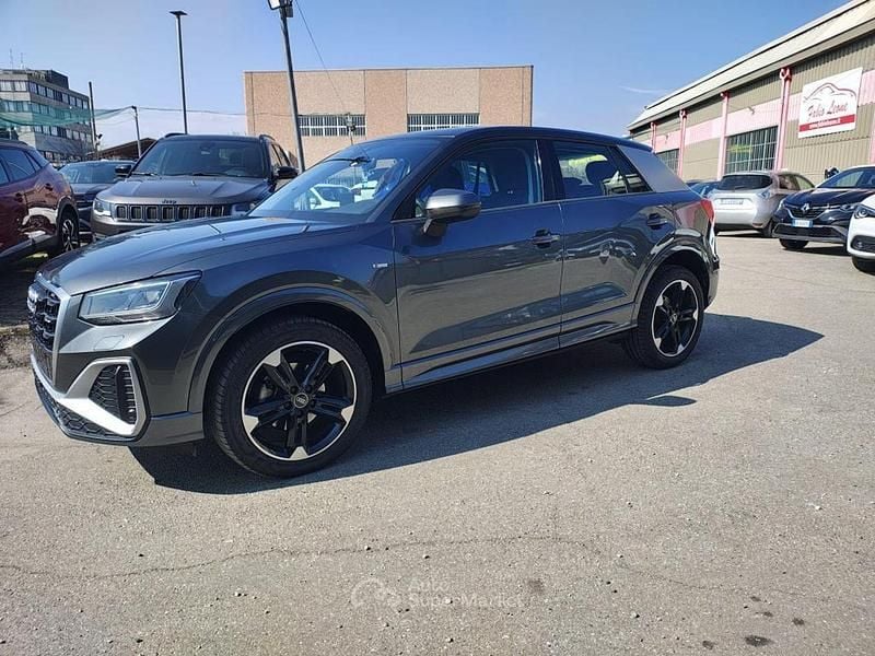 Usata Audi Q2 S-Line 116 CV (85 kW) 2025 Grigio SUV