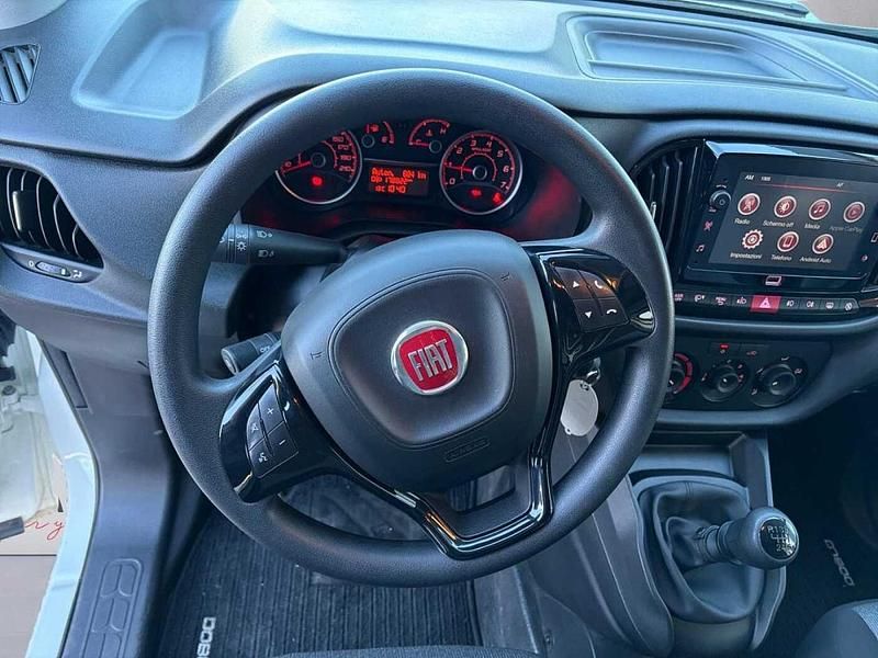 Usata Fiat Doblò Business 105 CV (77 kW) 2022 Bianco Monovolume