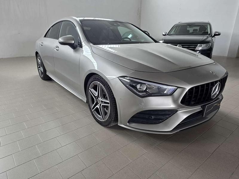 Usata Mercedes CLA220 Premium 190 CV (139 kW) 2019 Iridium meta Berlina
