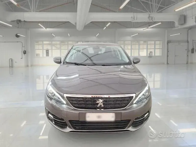 Usata Peugeot 308 SW Business-Line 130 CV (95 kW) 2019 Grigio Station wagon