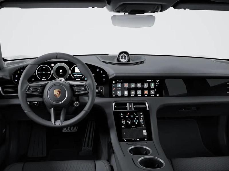 Nuova Porsche Taycan 4S Performance Package 439 kW (598 CV) 2026 Grigio ghiaccio metallizzato Berlina