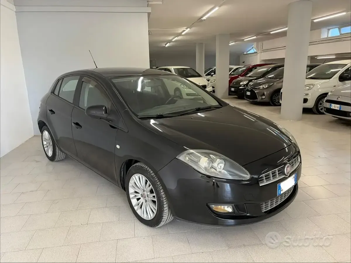 Usata Fiat Bravo Emotion 120 CV (88 kW) 2010 Nero Utilitaria