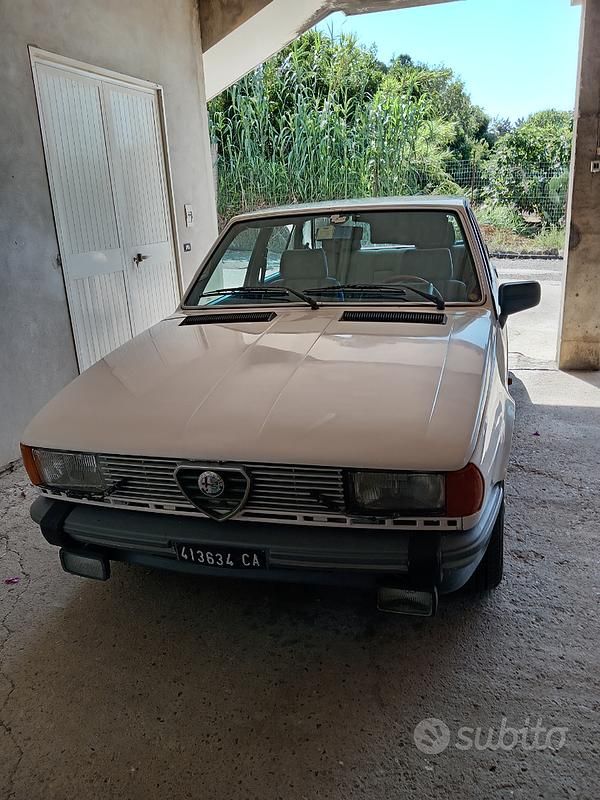 Usata Alfa Romeo Giulietta 122 CV (89 kW) 1983 Bianco Utilitaria