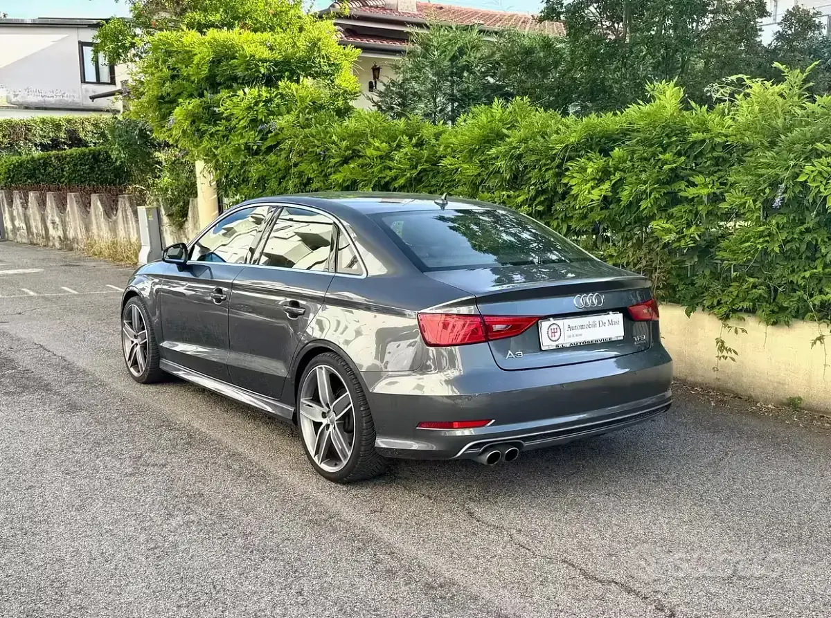 Usata Audi A3 S-Line 180 CV (132 kW) 2015 Grigio Berlina