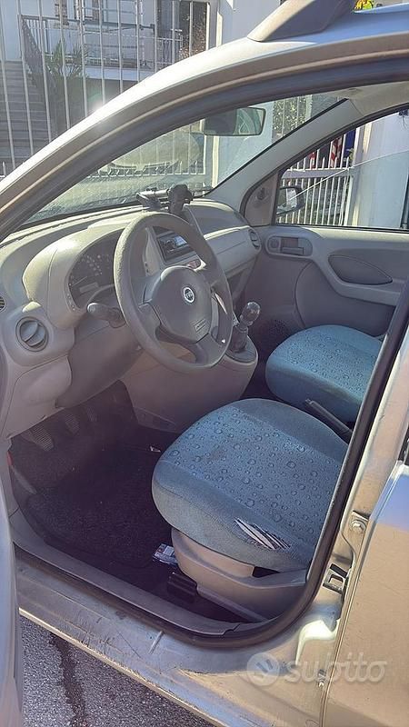 Usata Fiat Panda 54 CV (39 kW) 2003 Grigio Berlina