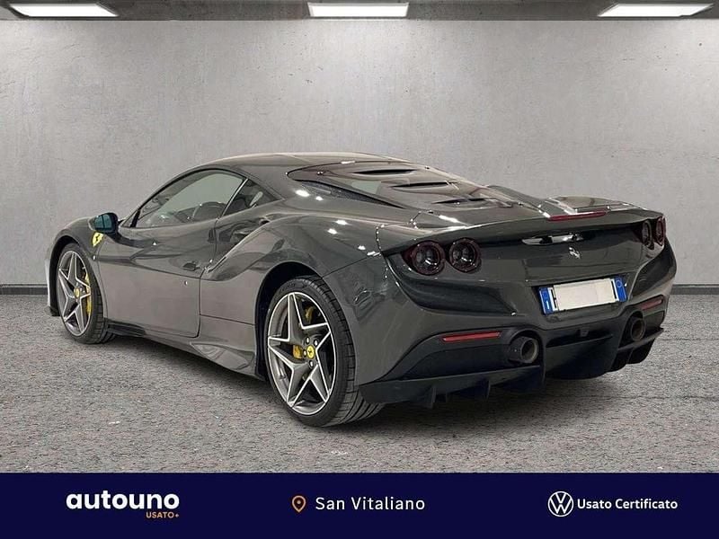 Usata Ferrari F8 721 CV (530 kW) 2021 Grigio Coupé