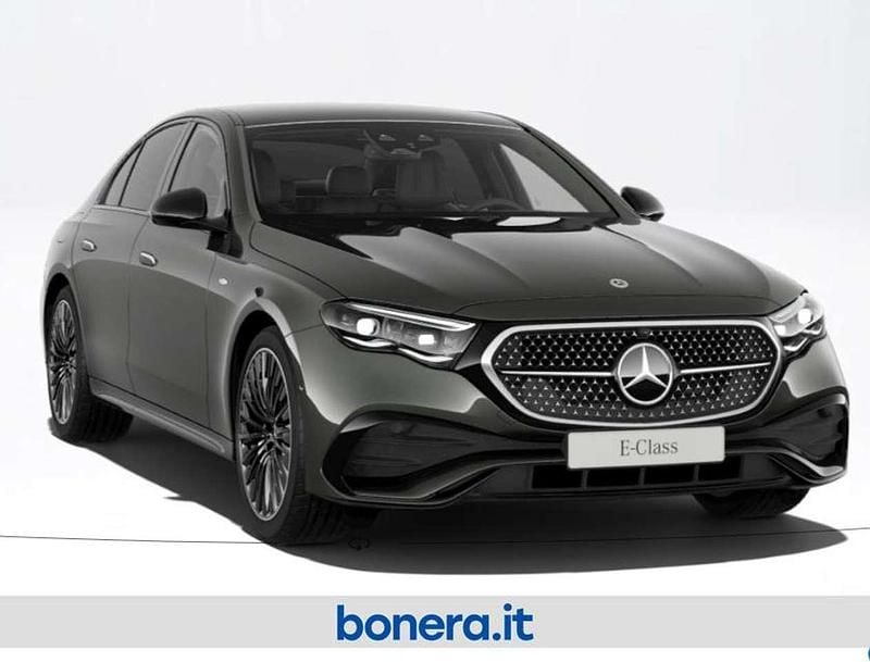 Nuova Mercedes E300 AMG Line Premium 313 CV (230 kW) 2026 Grigio grafite Berlina