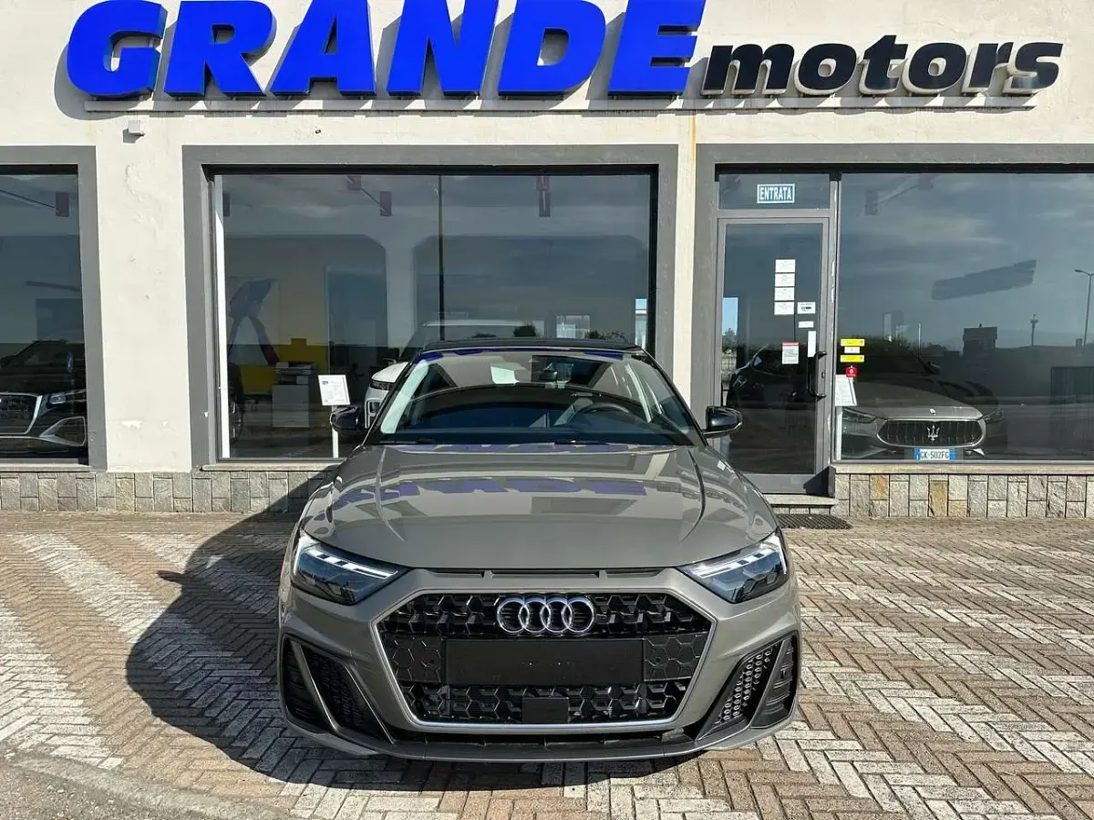 Nuova Audi A1 Sportback S-Line 116 CV (85 kW) 2026 Grigio cronos Utilitaria