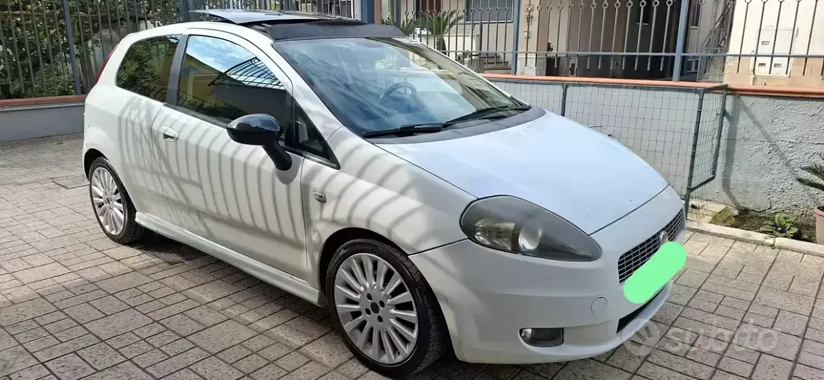 Usata Fiat Grande Punto Sport 90 CV (66 kW) 2009 Utilitaria