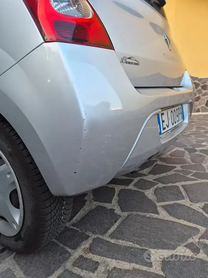 Usata Renault Twingo 75 CV (55 kW) 2011 Grigio Utilitaria