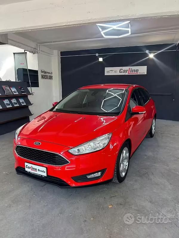 Usata Ford Focus 100 CV (73 kW) 2016 Rosso Berlina