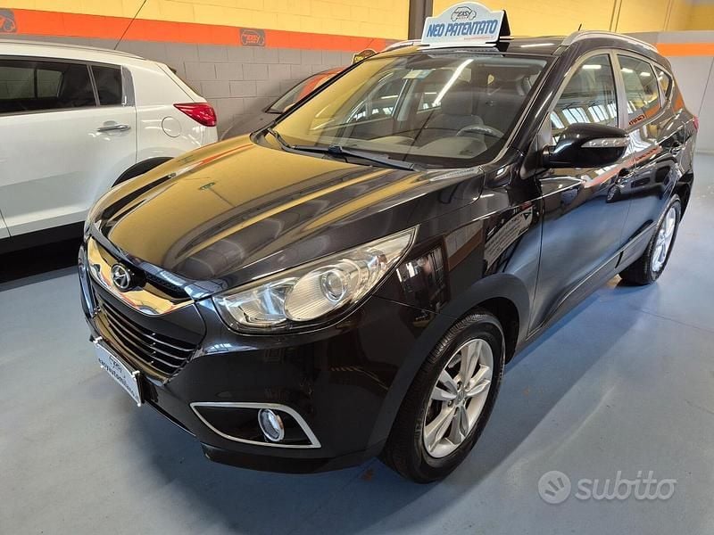 Nero Usata 2011 Hyundai ix35 Classic SUV | 7790 € (Buon prezzo) - Immagine 1/4