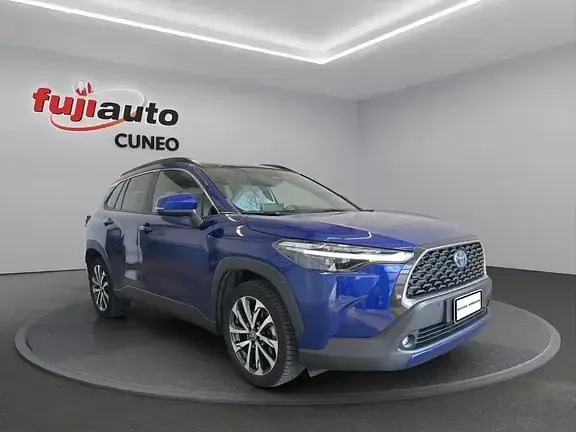 Usata Toyota Corolla Cross Lounge 197 CV (144 kW) 2023 Blu SUV
