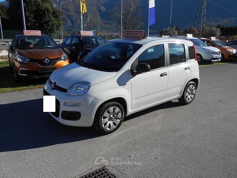 Bianco Usata 2020 Fiat Panda Tre volumi | 10.000 € (Buon prezzo) - Immagine 1/4