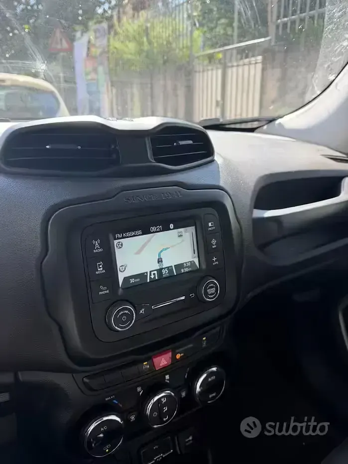 Usata Jeep Renegade Limited 120 CV (88 kW) 2016 Bianco SUV