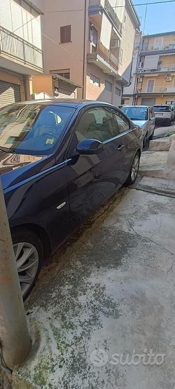 Usata BMW 320 177 CV (130 kW) 2007 Blu Coupé