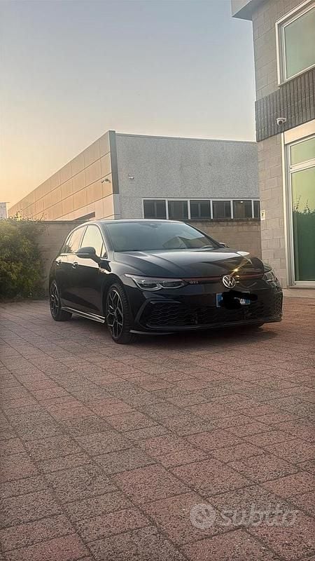 Usata VW Golf VIII GTI 245 CV (180 kW) 2022 Nero Berlina