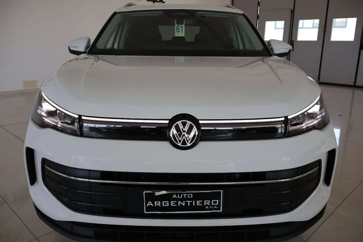 Nuova VW Tiguan Edition 150 CV (110 kW) 2026 Pure white SUV