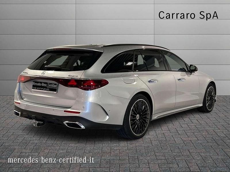 Usata Mercedes E300 Advanced 197 CV (144 kW) 2024 Argento metallizzato Station wagon
