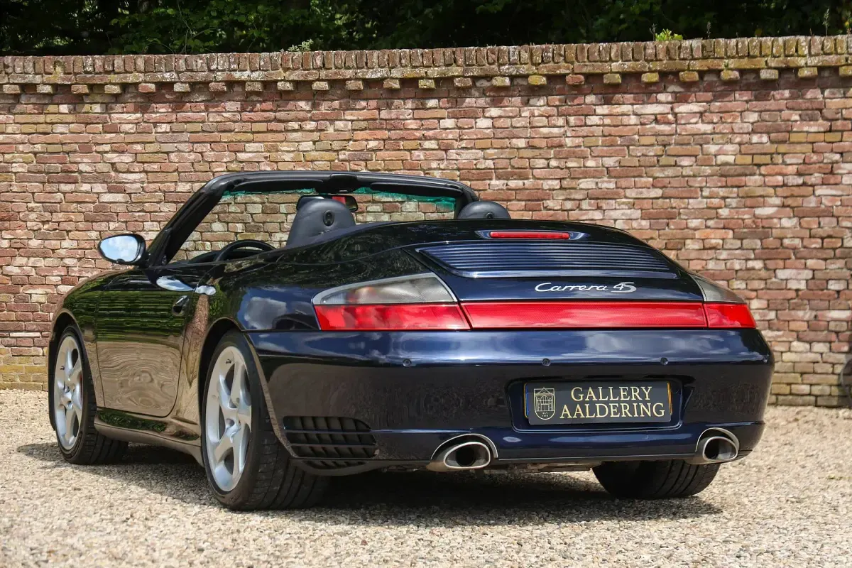 Usata Porsche 911 Carrera 4S Cabriolet 320 CV (235 kW) 2004 Blu Cabrio