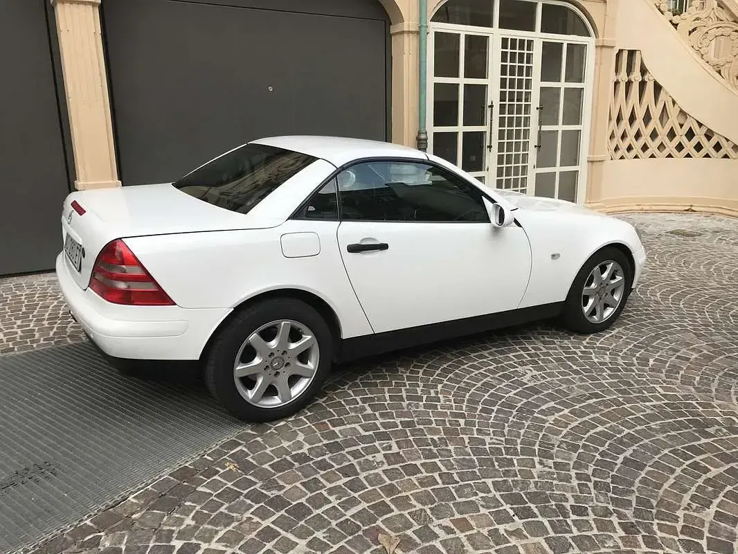 Usata Mercedes SLK200 136 CV (100 kW) 1998 Cabrio