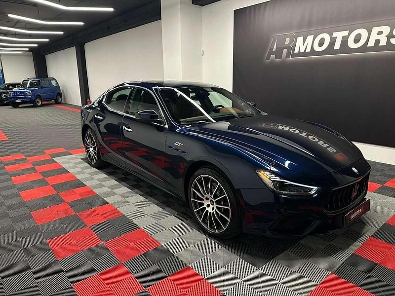 Usata Maserati Ghibli GT 330 CV (242 kW) 2023 Blu/azzurro Berlina