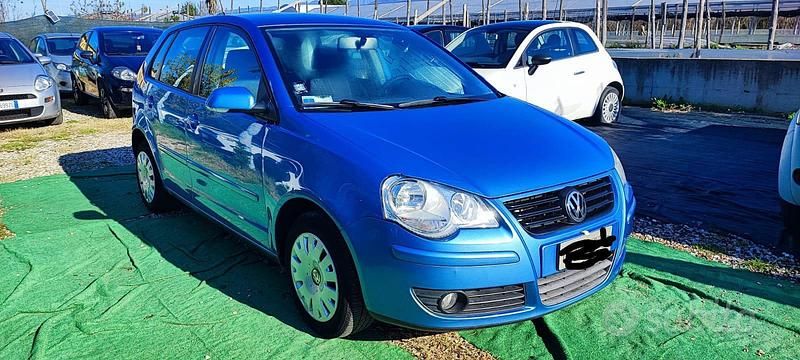 Usata VW Polo 64 CV (47 kW) 2005 Blu Utilitaria