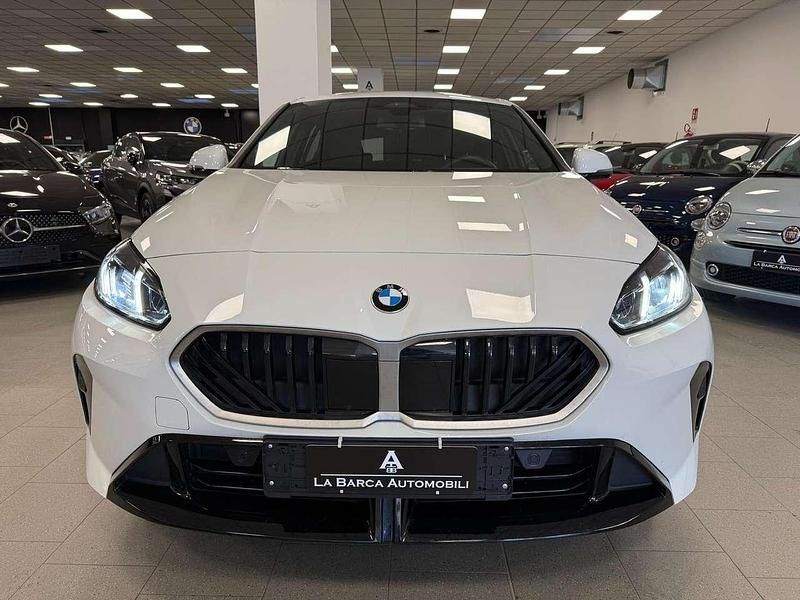 Usata BMW 118 M Sport 150 CV (110 kW) 2025 Bianco Utilitaria