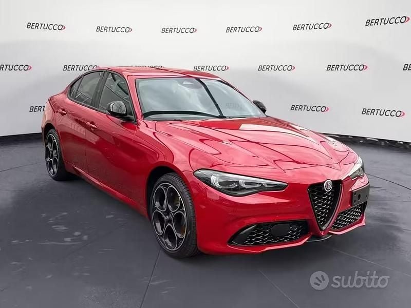 Nuova Alfa Romeo Giulia Sprint 280 CV (205 kW) 2025 Rosso Berlina