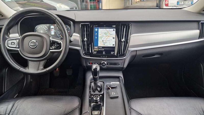 Usata Volvo S90 Momentum 190 CV (139 kW) 2017 Berlina