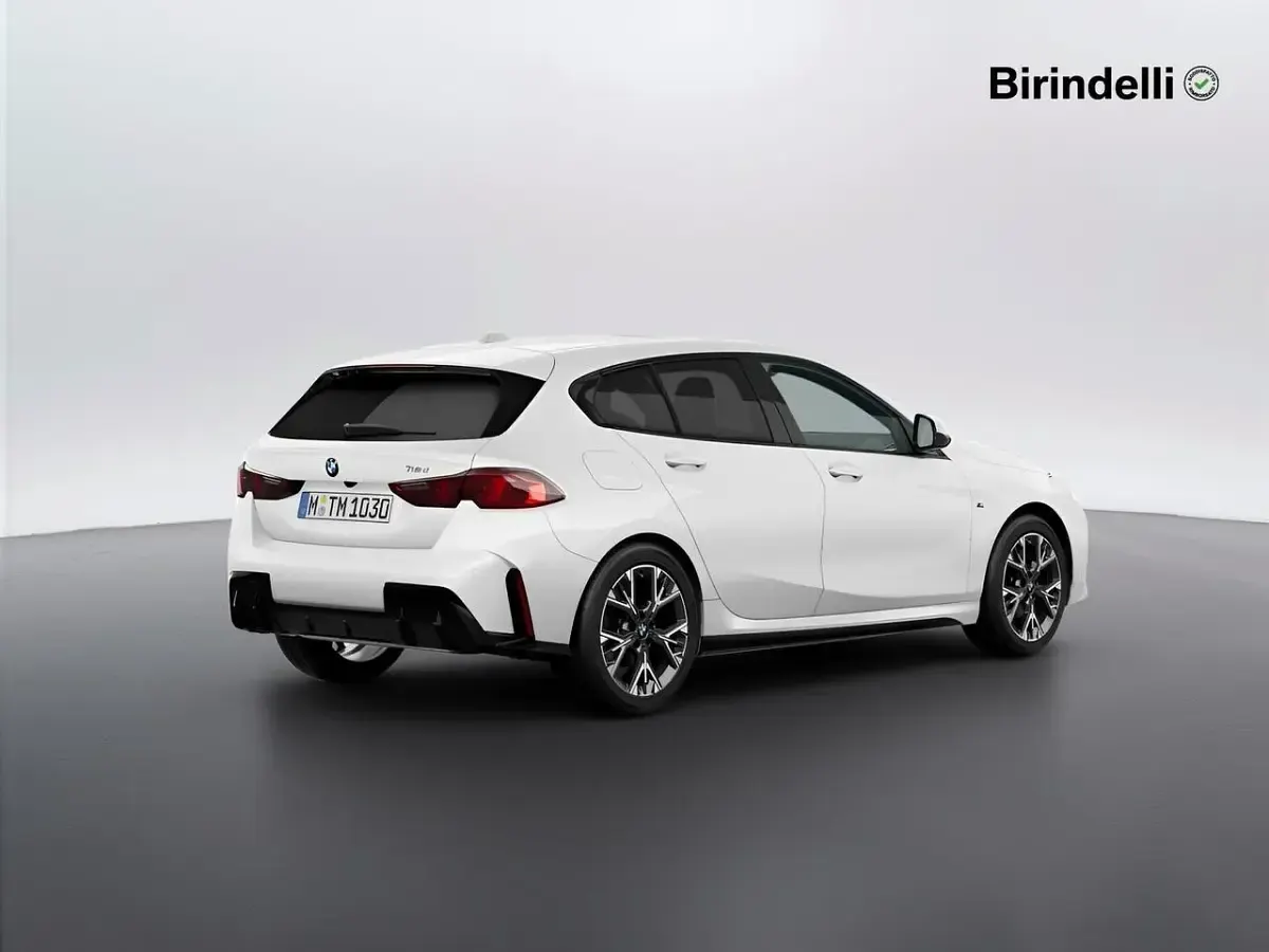 Usata BMW 118 M Sport 150 CV (110 kW) 2025 Bianco Utilitaria