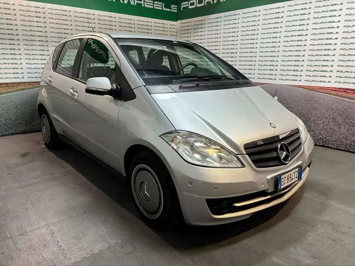 Usata Mercedes A160 Elegance 95 CV (69 kW) 2010 Argento Monovolume