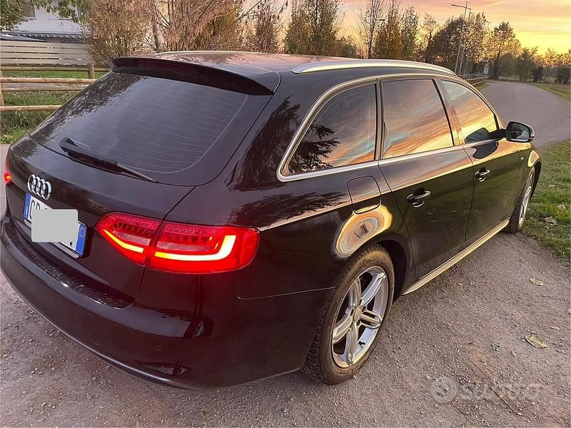 Usata Audi A4 S-Line 150 CV (110 kW) 2015 Nero Station wagon