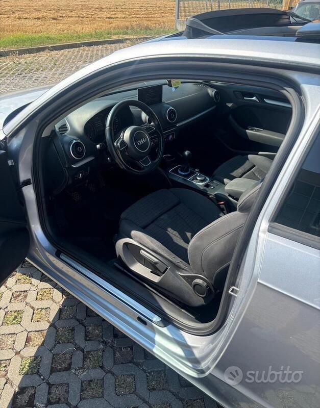 Usata Audi A3 2015 Grigio Utilitaria